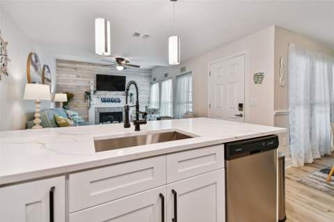 315 Medallion Boulevard #E, Madeira Beach FL - photo 18 of 79