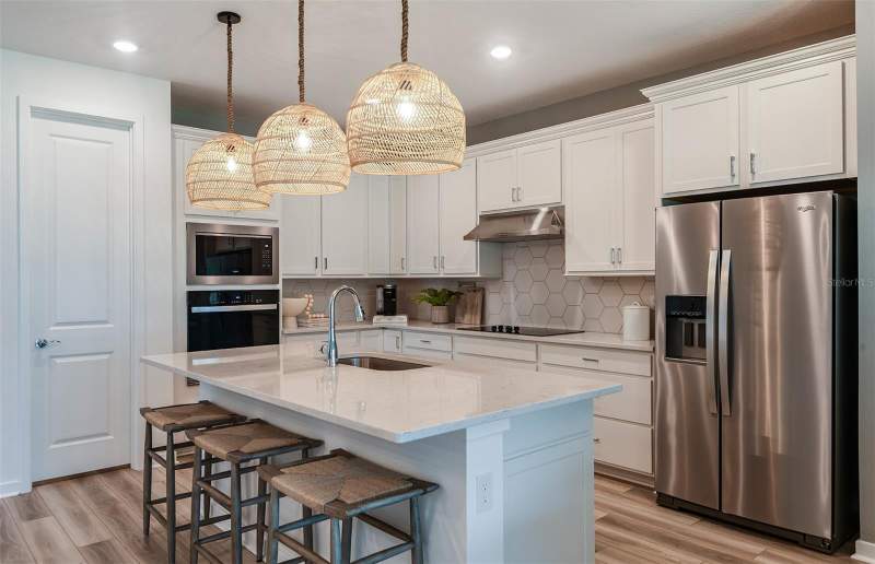 4 bedroom Single Family Residence at 8081 SW 45th Court Road, Marion Ranch Phases 3 And 4, Ocala — photo 3