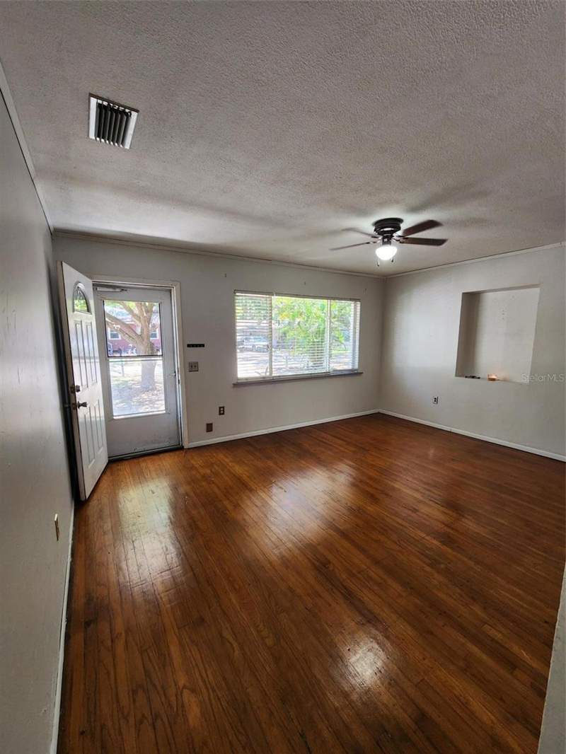 3 bedroom Single Family Residence at 1608 Edna Avenue, Tranquil Oaks, Largo — photo 3