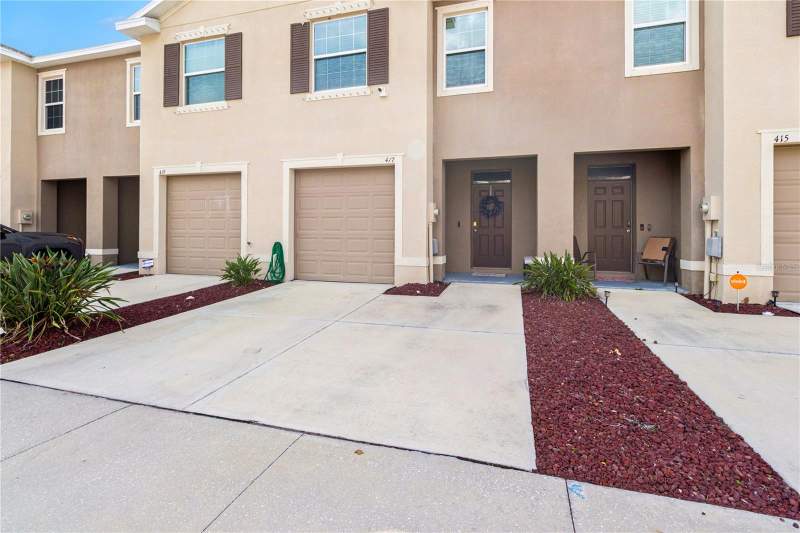 3 bedroom Townhouse at 417 Newmont Circle, Remont/Bay Park 2, Ruskin — photo 2