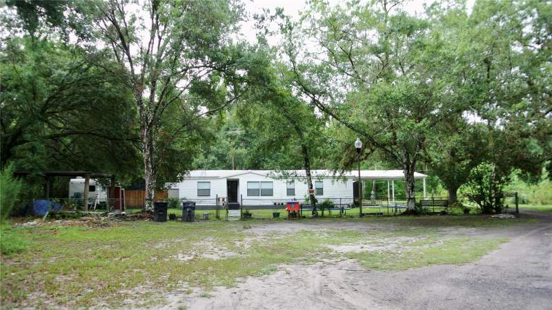 3 bedroom Manufactured Home at 38122 Central Avenue, Alken Acres, Zephyrhills — photo 4