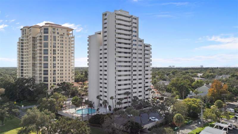 4141 BAYSHORE BOULEVARD #1702 home for sale in The Pinnacle Apartments A Condo