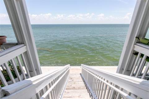 5118 Coquina Key Drive #C, St Petersburg FL - photo 13 of 26