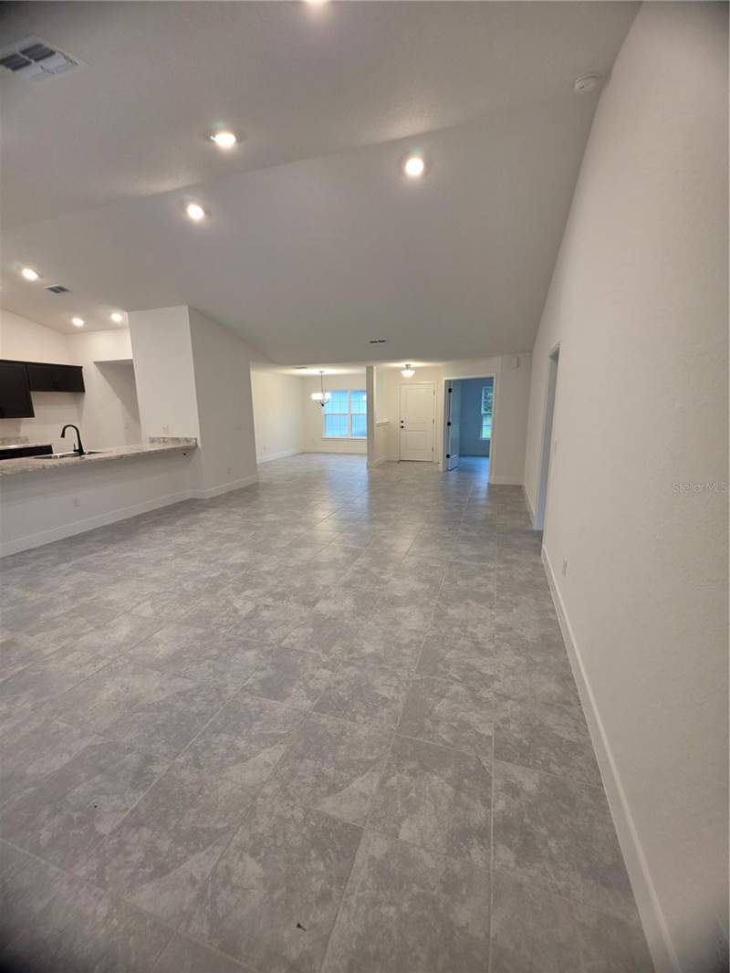 4 bedroom Single Family Residence at 12330 Piping Plover Avenue, Royal Highlands, Weeki Wachee — photo 5