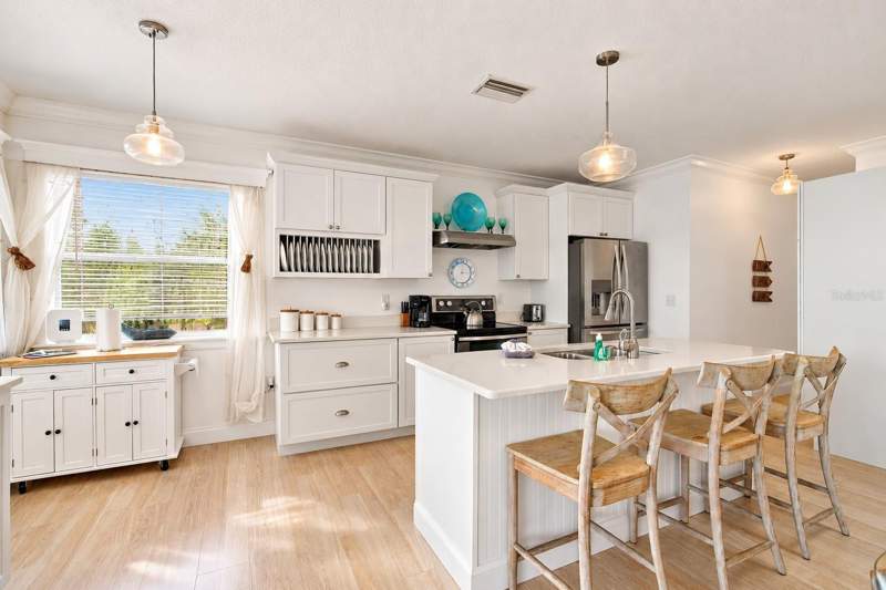 5 bedroom Single Family Residence at 3711 118th Street, Sagamore Estates, Bradenton — photo 4