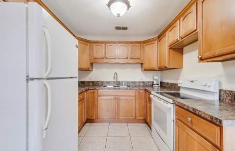 2370 Valley Avenue, Kissimmee FL - photo 8 of 22