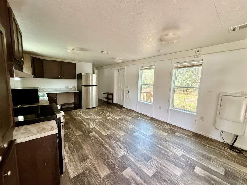 3 bedroom Manufactured Home at 2716 Fast Trot Trail, Lake Pierce Ranchettes First Add, Lake Wales — photo 2