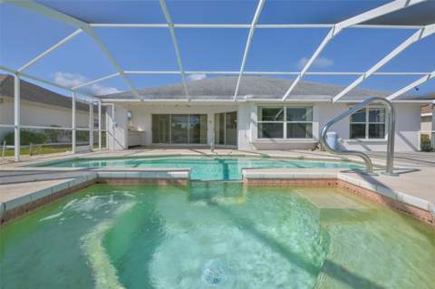 323 Caloosa Palms Court, Sun City Center FL - photo 7 of 45