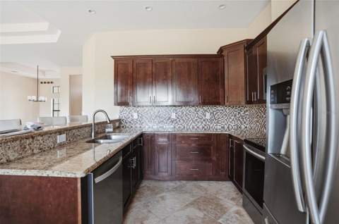 8987 Mississippi Run, Weeki Wachee FL - photo 14 of 65