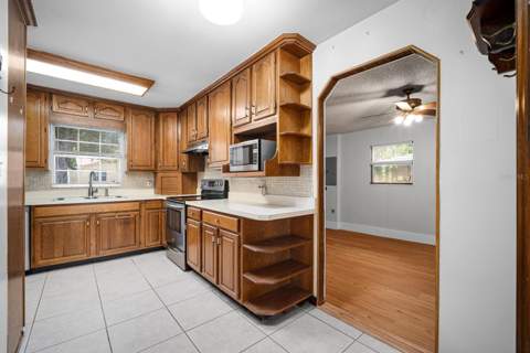 1807 Nova Drive, Valrico FL - photo 16 of 44