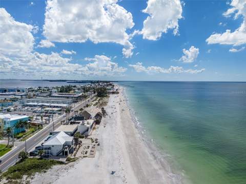 1007 Gulf Drive #215, Bradenton Beach FL - photo 12 of 65