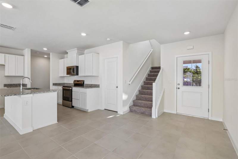 4 bedroom Townhouse at 2700 MEADOW CREST DRIVE, CYRENE AT HARMONY, ST CLOUD — photo 3