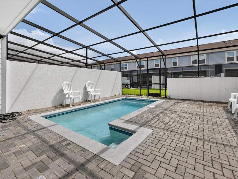 5 bedroom Townhouse at 3990 Lana Avenue, Windsor Island Residence Ph 3, Davenport — photo 4