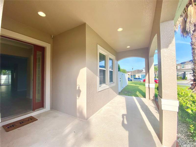 5 bedroom Single Family Residence at 1015 GRAND HILLTOP DRIVE, HILLTOP RESERVE PH III, APOPKA — photo 2