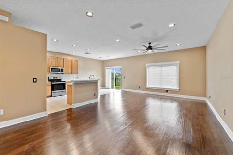 901 Parker Den Drive, Ruskin FL - photo 7 of 44