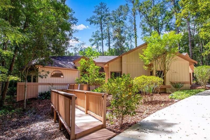 4 bedroom Single Family Residence at 4646 NW 12th Place, Landmark Woods, Gainesville — photo 5