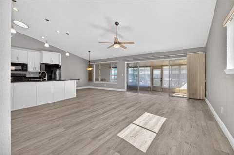 14617 Loridawn Drive #8, Seminole FL - photo 10 of 59