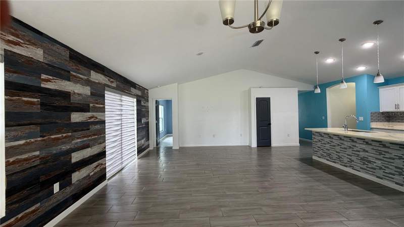 4 bedroom Single Family Residence at 656 COTULLA DRIVE, POINCIANA VILLAGE 1 NBHD 1 SOUTH, KISSIMMEE — photo 5