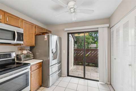 2903 Fig Court, Palm Harbor FL - photo 15 of 53