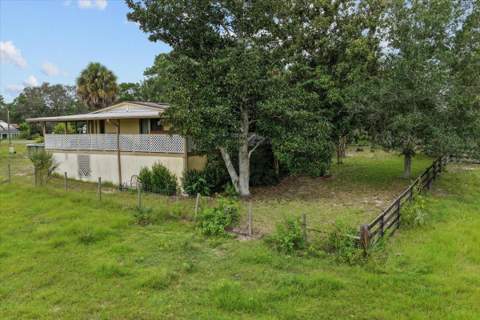 470 Fay Avenue, Spring Hill FL - photo 6 of 36