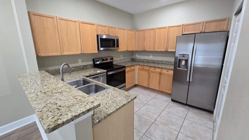 3 bedroom Townhouse at 6508 Quiet Pool Court, Apollo Beach Twnhms, Apollo Beach — photo 4