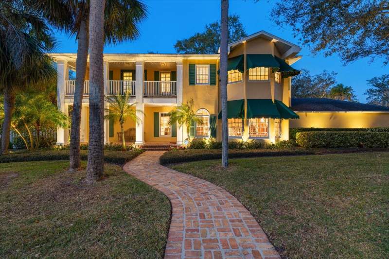 100 SARASOTA ROAD home for sale in Belleair Estates
