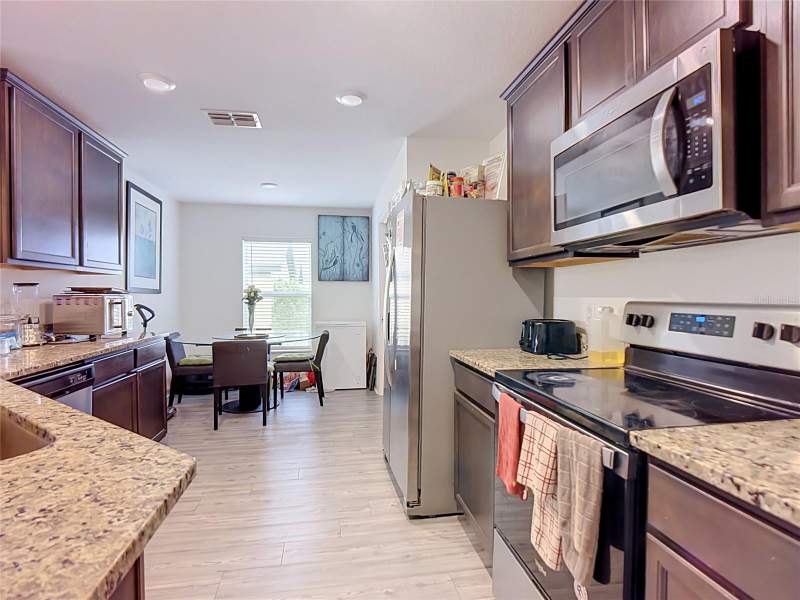 3 bedroom Single Family Residence at 1741 Canaan Loop, Ridge At Swan Lake, Dundee — photo 4