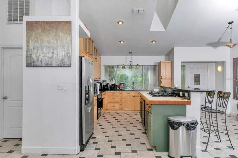 4 bedroom Single Family Residence at 3585 SE 55th Court, Indian Pines, Ocala — photo 5
