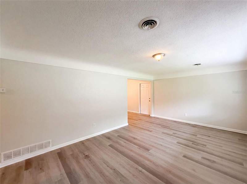 3 bedroom Single Family Residence at 2410 NE 3rd Avenue, Mira Mar, Ocala — photo 3