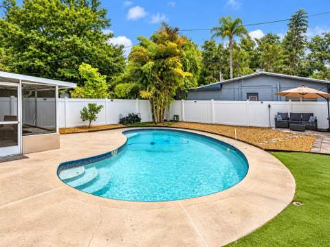 2429 Park Street, St Petersburg FL - photo 12 of 28