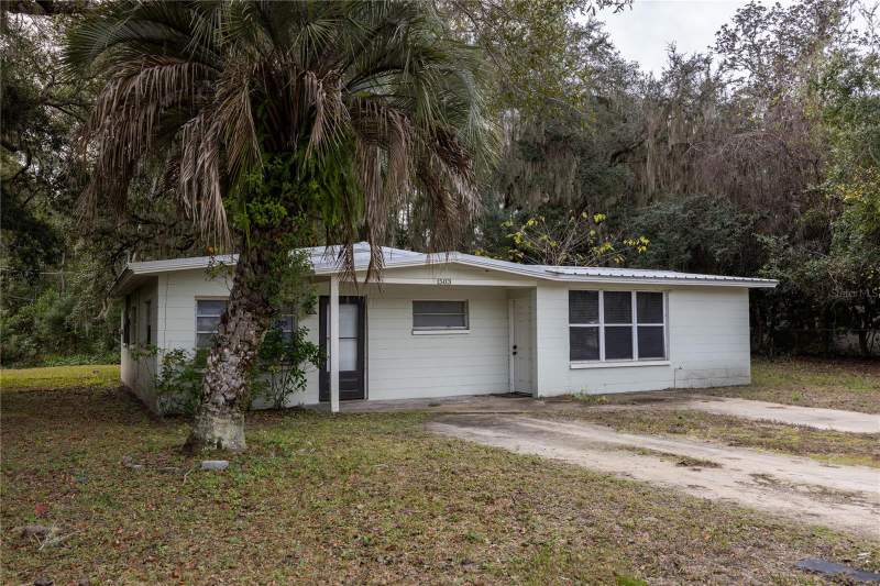 3 bedroom Single Family Residence at 1503 SE 28th Place, Gainesville, Gainesville — photo 2