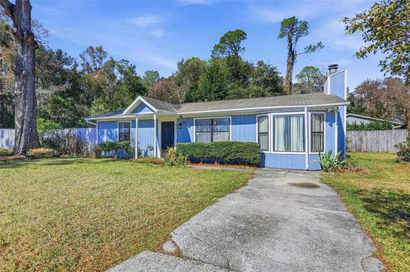 4916 SW 57TH DRIVE home for sale in Oaks Of Kanapaha Homes for Sale: 2 Homes, From $239K