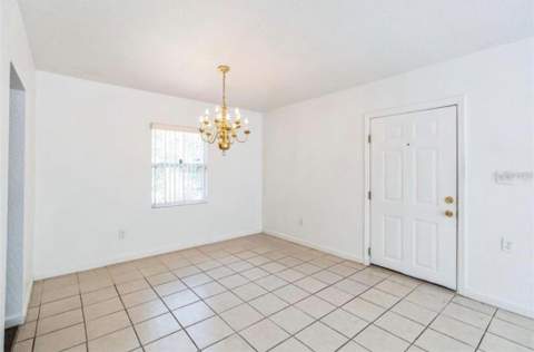 612 Kensington Street, Eustis FL - photo 11 of 23