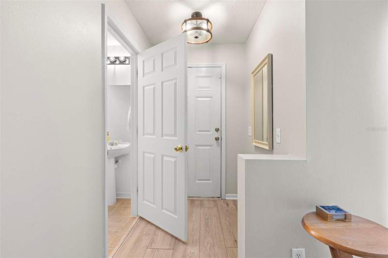 2 bedroom Townhouse at 2523 Sandy Beach Lane, Sunset Pointe Twnhms, Clearwater — photo 5