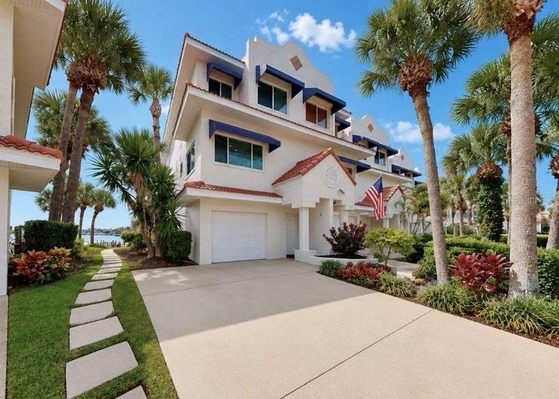 4 bedroom Townhouse at 4639 Mirabella Court, Mirabella Twnhms Sub, St Pete Beach — photo 2