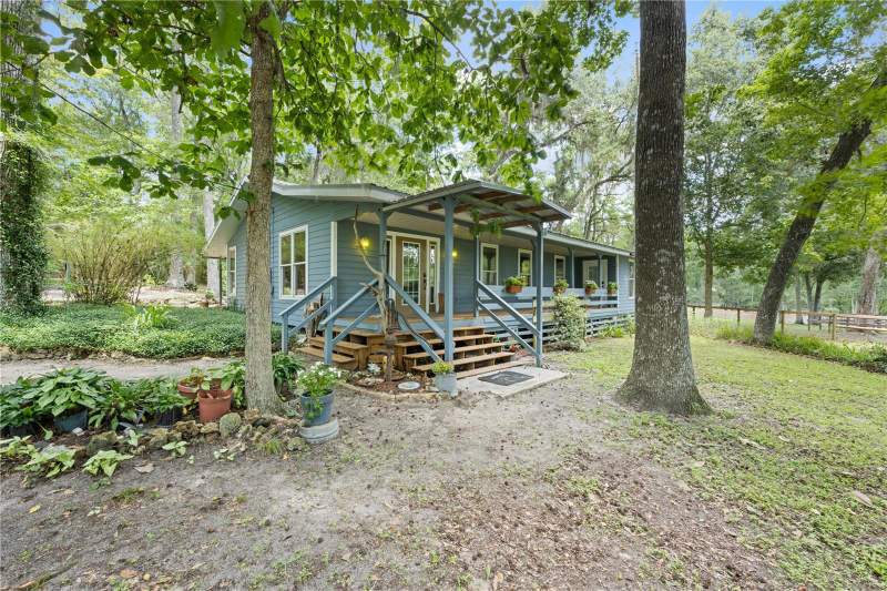 4 bedroom Farm at 18251 NW 141st Avenue, Flemington Ranches Add 01, Williston — photo 3