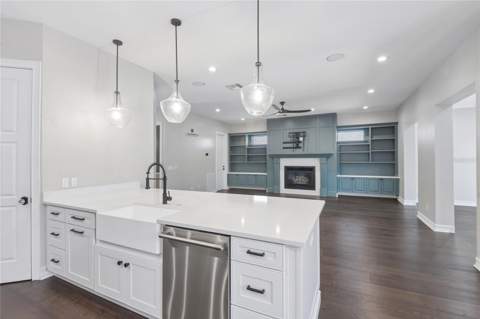 5105 W Neptune Way, Tampa FL - photo 16 of 60