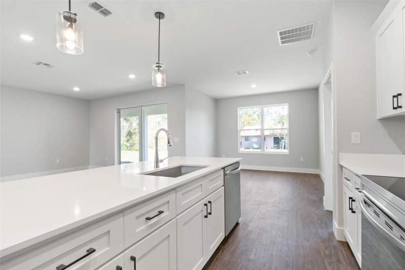 4 bedroom Single Family Residence at 16674 SW 30th Terrace Road, Marion Oaks Un 04, Ocala — photo 2