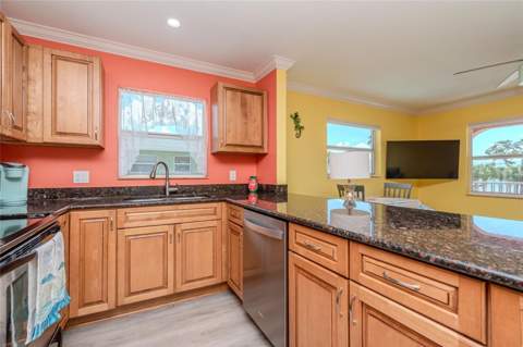 5605 Shore Boulevard #1B, Gulfport FL - photo 14 of 49