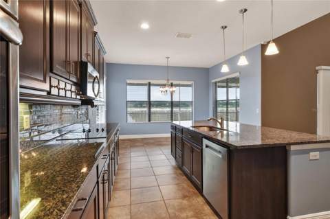 1350 Heritage Landings Drive, Lakeland FL - photo 18 of 97