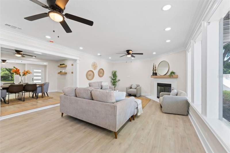5 bedroom Single Family Residence at 1714 W Saint Isabel Street, Richardsons Village Subdivisi, Tampa — photo 4