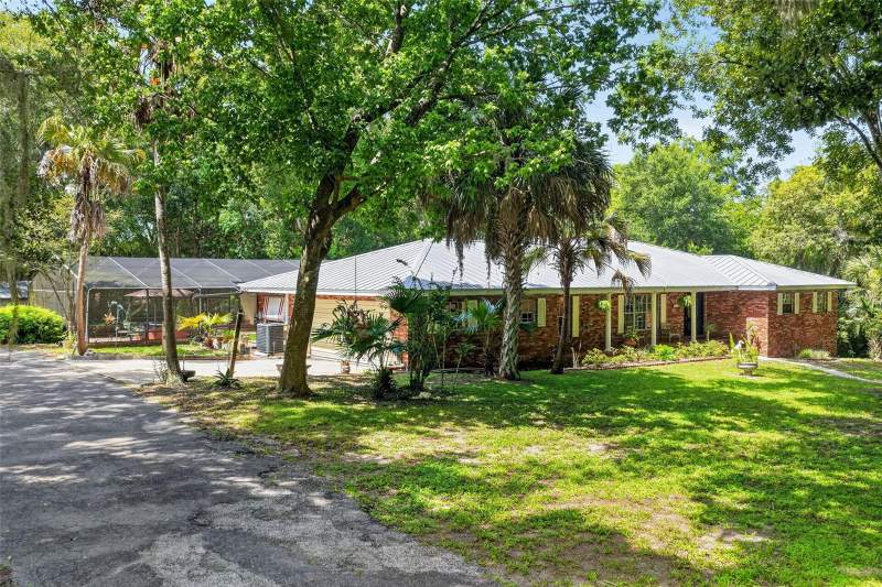3 bedroom Single Family Residence at 22740 County Road 44A, Eustis, Eustis — photo 4