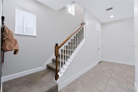 6118 Voyagers Place, Apollo Beach FL - photo 17 of 46