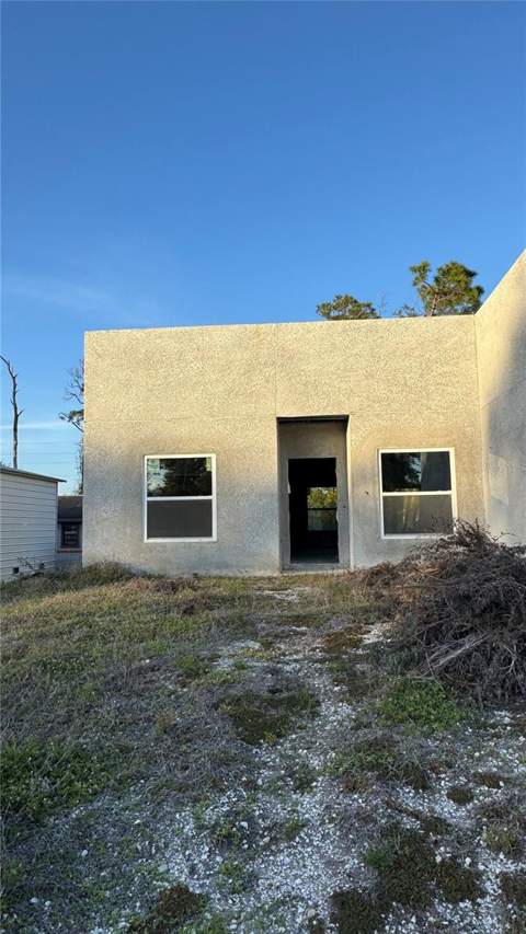 5182 Hopkins Avenue, Port Charlotte FL - photo 6 of 48