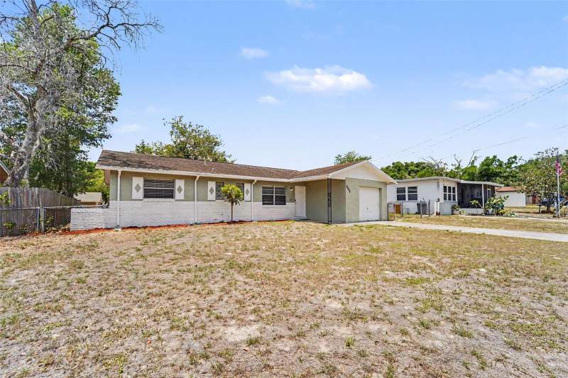 4 bedroom Single Family Residence at 8308 Oleander Lane, Temple Park Unit 8, Tampa — photo 3