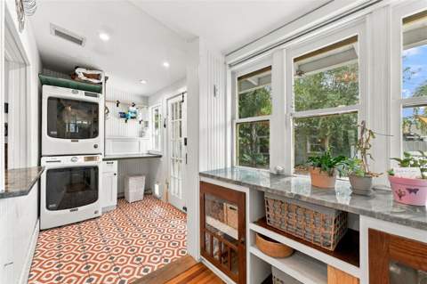 2121 Dartmouth Avenue, St Petersburg FL - photo 16 of 64