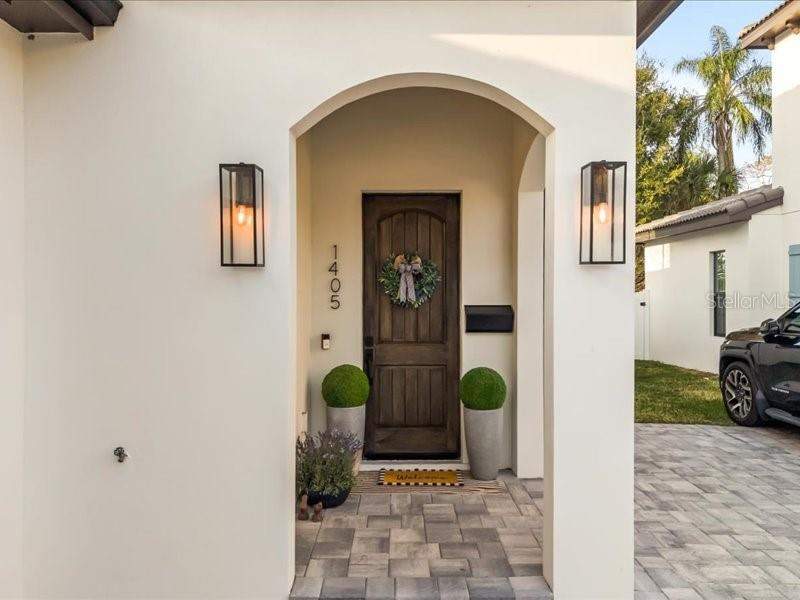 3 bedroom Townhouse at 1405 MILLER AVENUE, H VANWIES SUB, WINTER PARK — photo 2