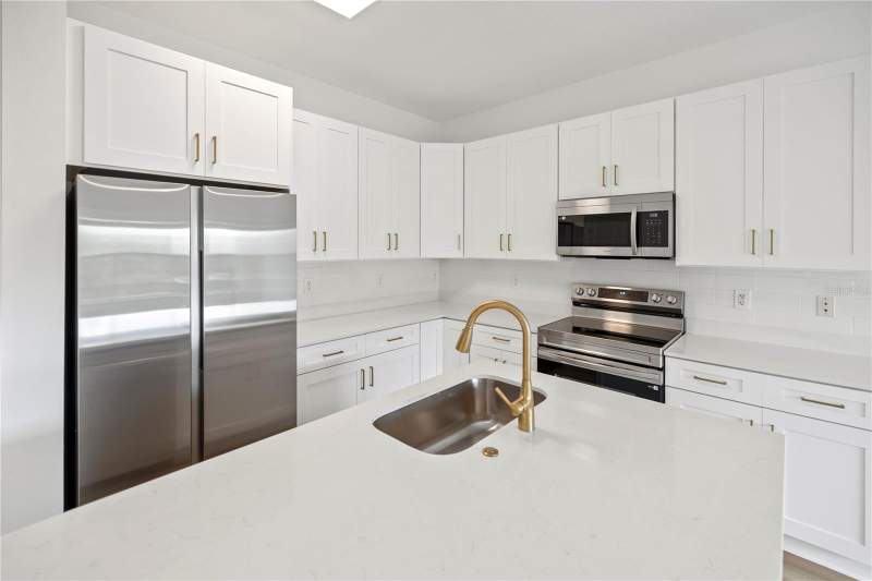 3 bedroom Townhouse at 13149 Sonoma Bend Place, Tuscany Bay Rep, Gibsonton — photo 2