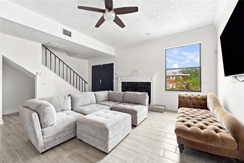 170 E Davis Boulevard, Tampa FL - photo 10 of 40