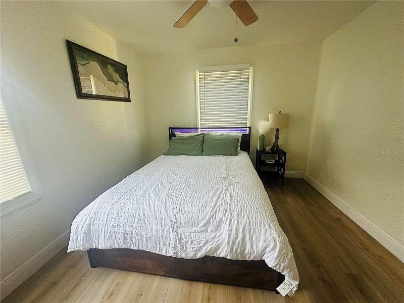 4 bedroom Single Family Residence at 4811 Emerson Avenue, Victory Heights, St Petersburg — photo 4
